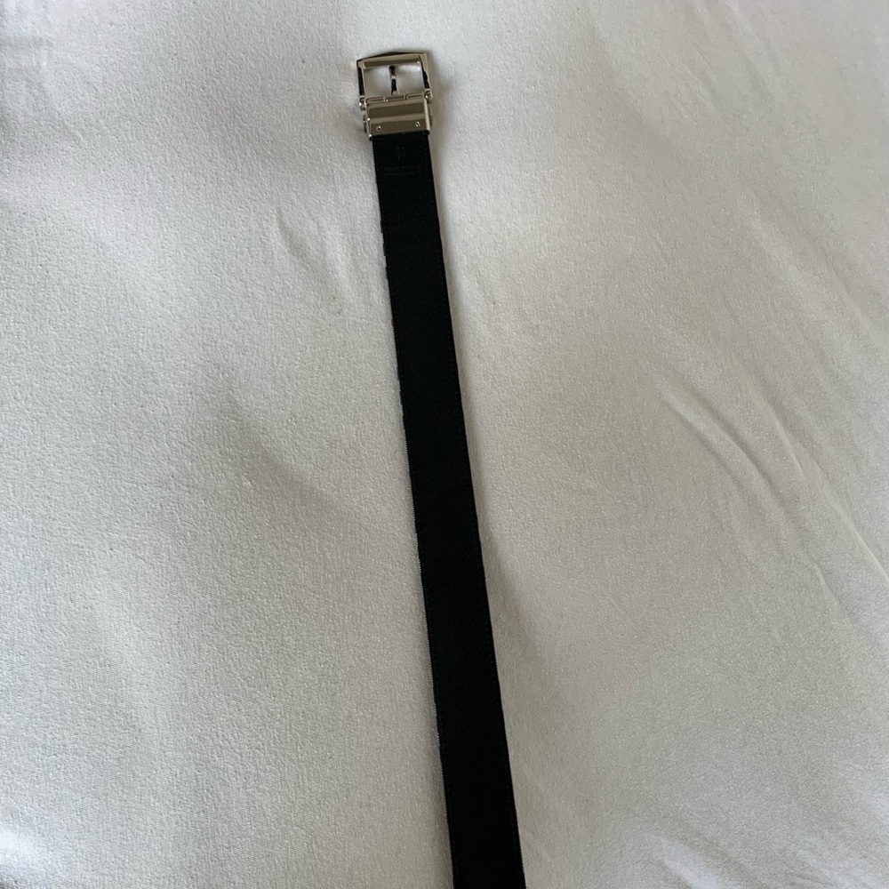 Burberry Reversible Vintage Leather Belt - Picture 6 of 6